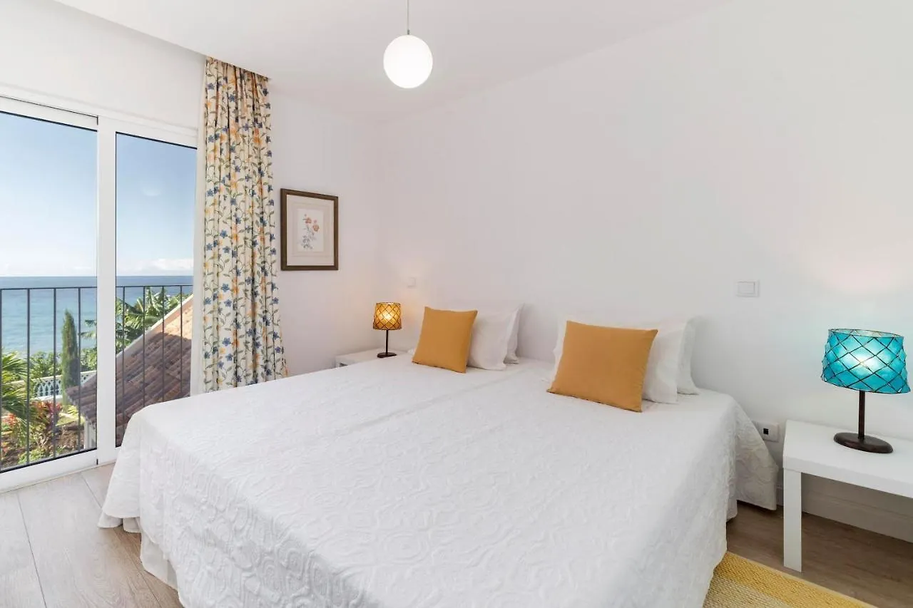 Beautiful Calheta Villa Villa Do Mar III 3 Bedrooms Infinity Pool Stunning Views Arco da Calheta  Portugal